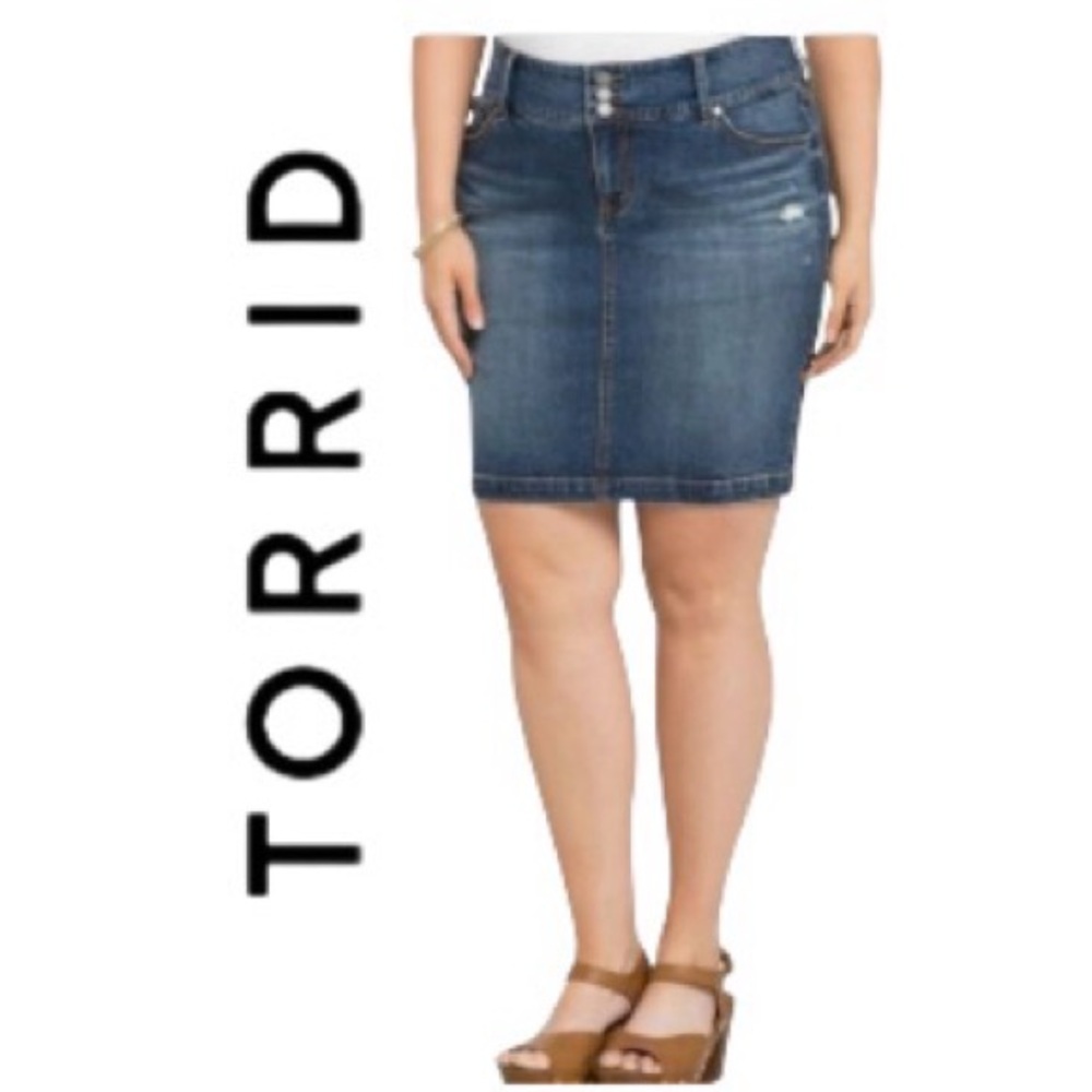 26W Torrid Blue Denim Pencil Skirt with Three Button Waist